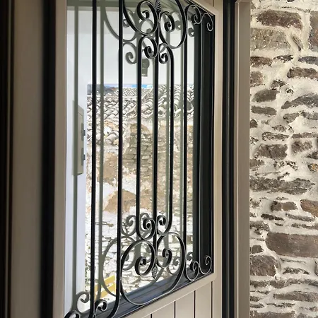 Дом отдыха Estrella House *